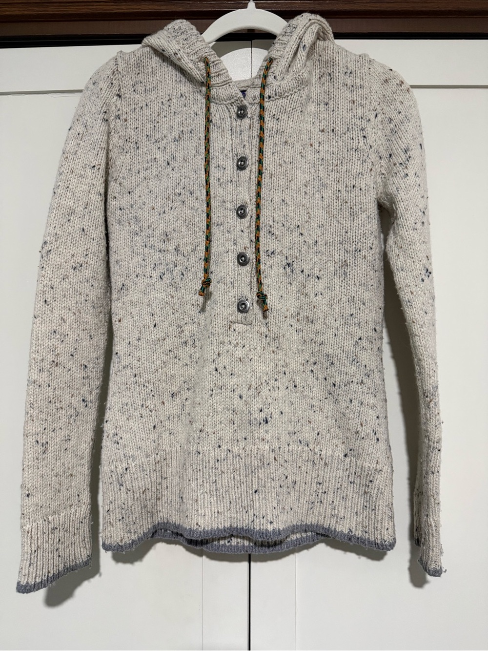 Patagonia Cream Speckled Hooded Henley Sweater